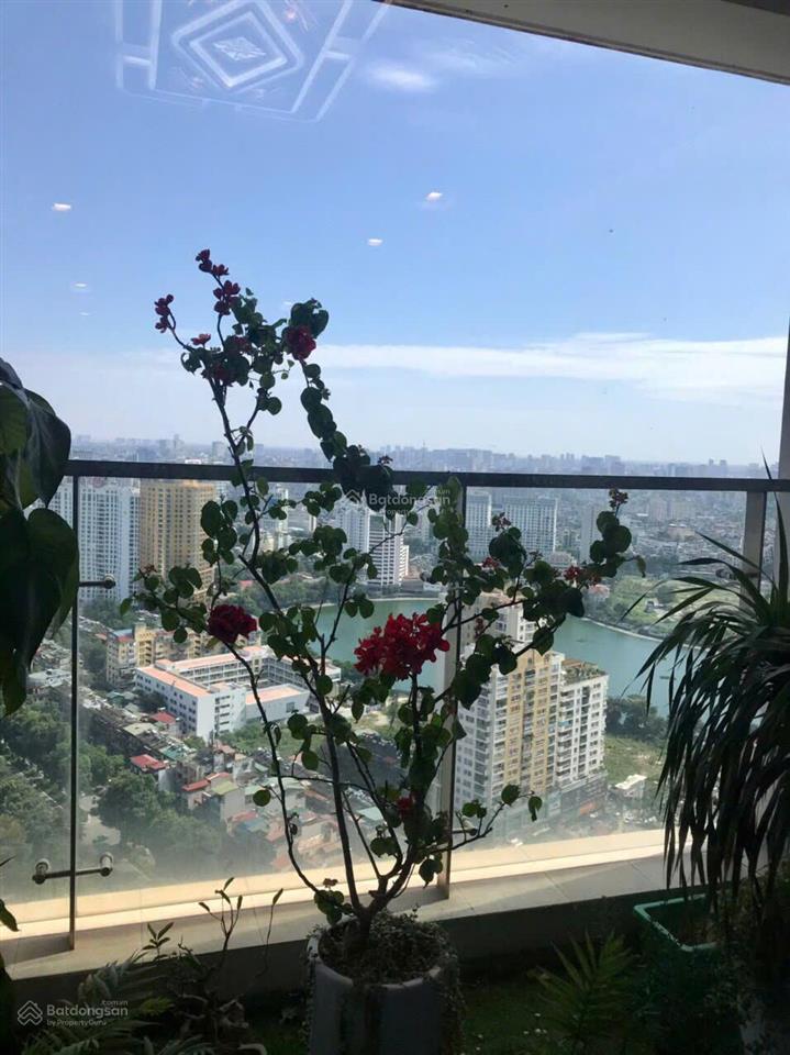 Bán căn hộ 3pn vinhomes metropolis liễu giai 110m2 view hồ đẹp nhất dự án giá chỉ 29.9 tỷ