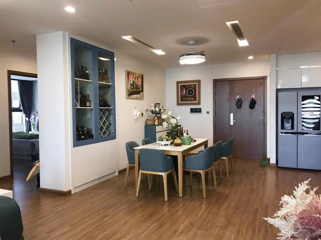 Bán căn hộ 3pn vinhomes metropolis liễu giai 110m2 view hồ đẹp nhất dự án giá chỉ 29.9 tỷ