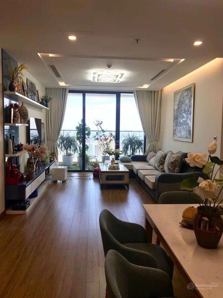 Bán căn hộ 3pn vinhomes metropolis liễu giai 110m2 view hồ đẹp nhất dự án giá chỉ 29.9 tỷ