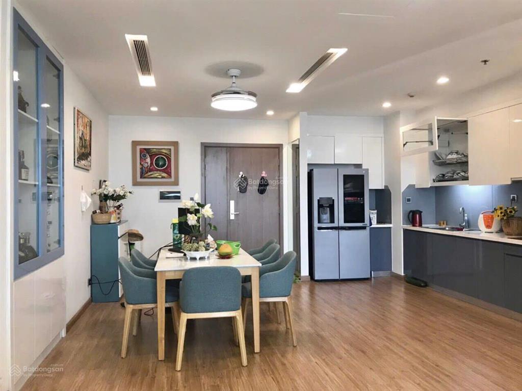 Bán căn hộ 3pn vinhomes metropolis liễu giai 110m2 view hồ đẹp nhất dự án giá chỉ 29.9 tỷ
