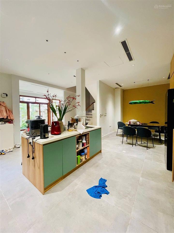 Bán biệt thự phố linh lang quận ba đình 140m2 mặt tiền 10m giá 55 tỷ