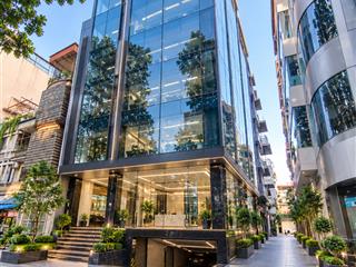 Bán tòa văn phòng hoàng quốc việt  lô góc  vỉa hè 9 tầng có hầm rộng 140m giá 55 tỷ
