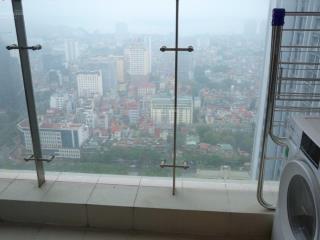 Chủ nhà có lộc đổi căn to hơn, sang nhượng căn 2pn view hồ tây giá tốt hơn thị trường 600 triệu!