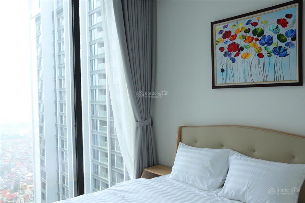 Chủ nhà có lộc đổi căn to hơn, sang nhượng căn 2pn view hồ tây giá tốt hơn thị trường 600 triệu!