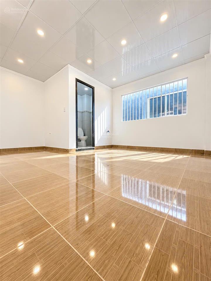 Bán nhà 2 tầng lê đình chinh, hòa quý 100m 3pn đường 7,5m, đông nam
