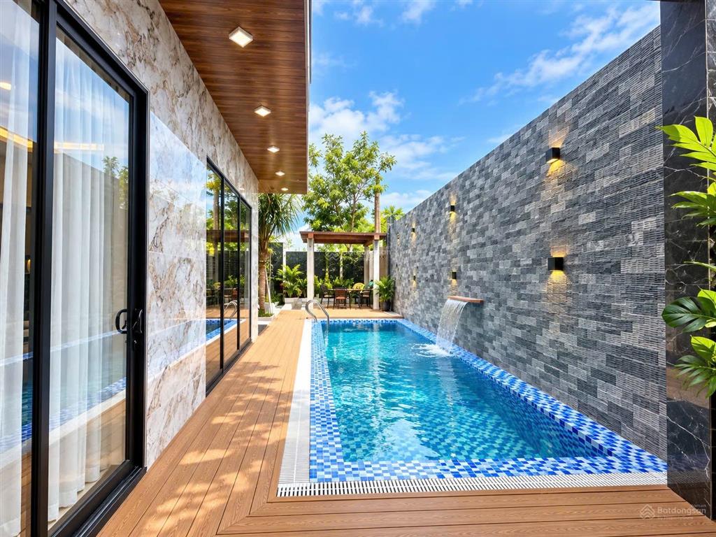 Nhà đẹp hiện đại nội thất cao cấp sân thượng rộng thoáng diện tích 252m2 hướng chính bắc