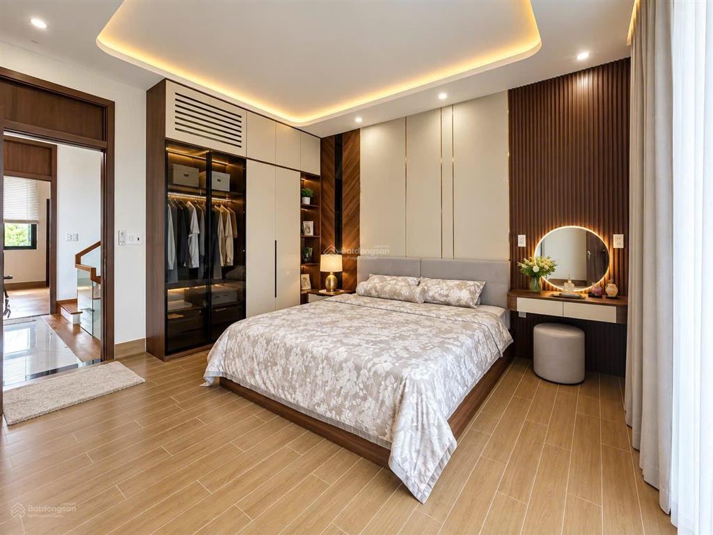 Nhà đẹp hiện đại nội thất cao cấp sân thượng rộng thoáng diện tích 252m2 hướng chính bắc