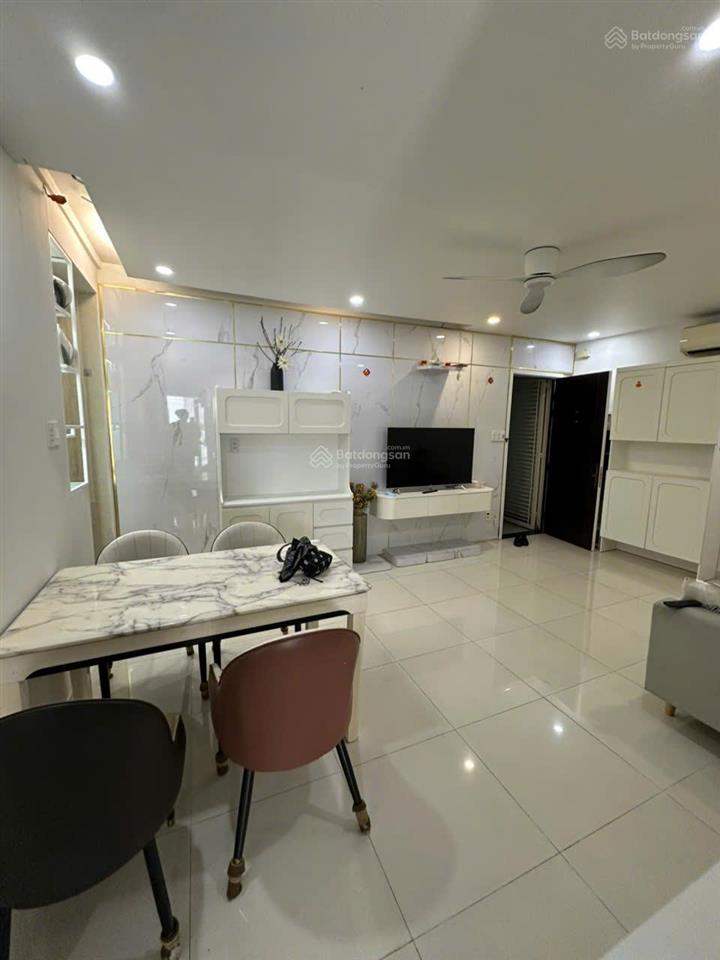 Cho thuê căn hộ thế kỷ 21  view sông thoáng mát, full nội thất, nhận nhà ngay