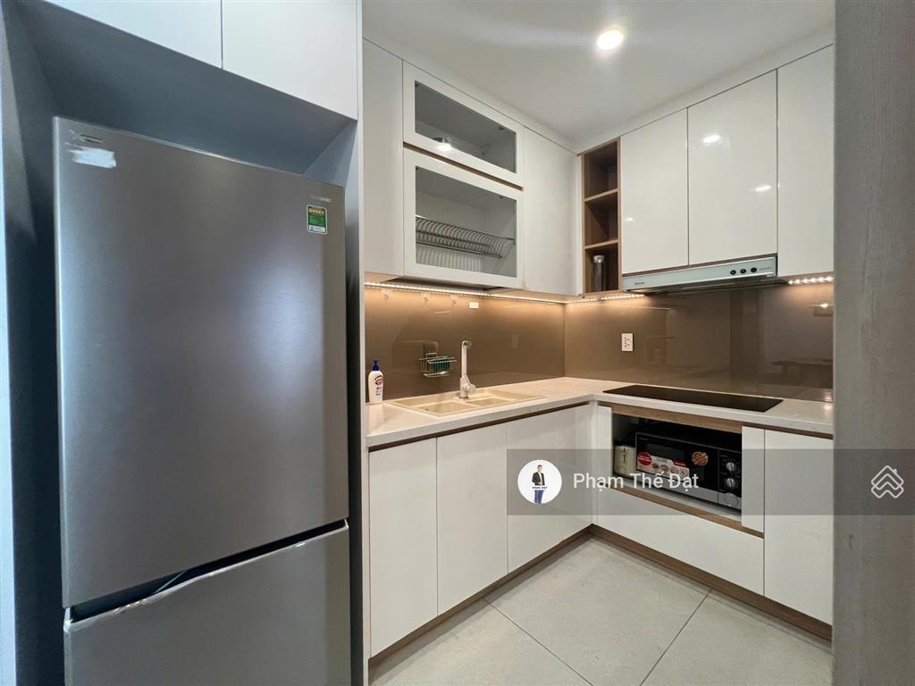 2pn view sông 6,5 tỷ bán gấp trong tháng, bán theo hiện trạng ntcb cđt  em đạt coi nhà và cọc gấp