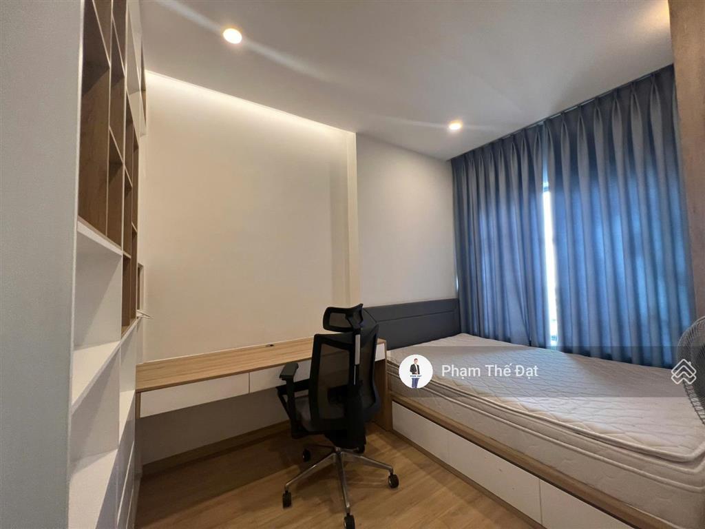 2pn view sông 6,5 tỷ bán gấp trong tháng, bán theo hiện trạng ntcb cđt  em đạt coi nhà và cọc gấp