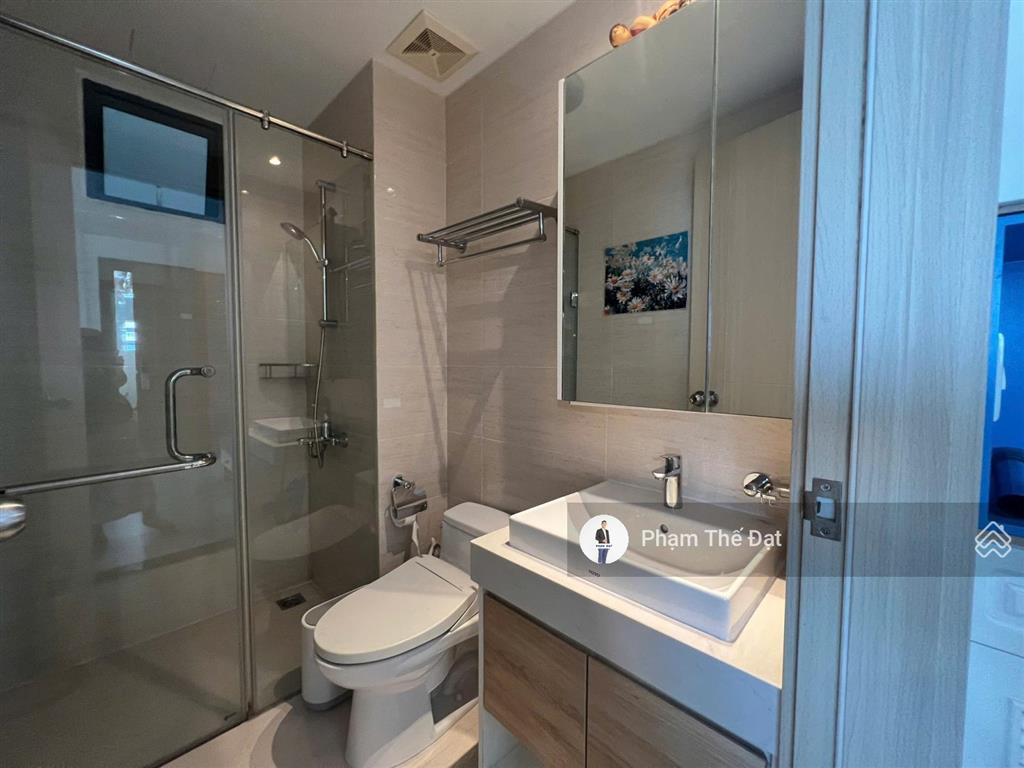 2pn view sông 6,5 tỷ bán gấp trong tháng, bán theo hiện trạng ntcb cđt  em đạt coi nhà và cọc gấp