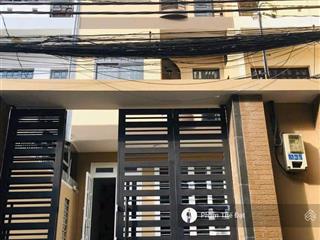 Cho thuê nguyên căn đường số (trệt 3 lầu) giá 40 triệu.  đạt hỗ trợ coi nhà thực tế