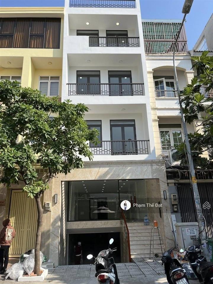 Nguyên căn khu an phú an khánh cho thuê 55 triệu (hầmtrệt3 lầu).  đạt để coi mb kinh doanh này.