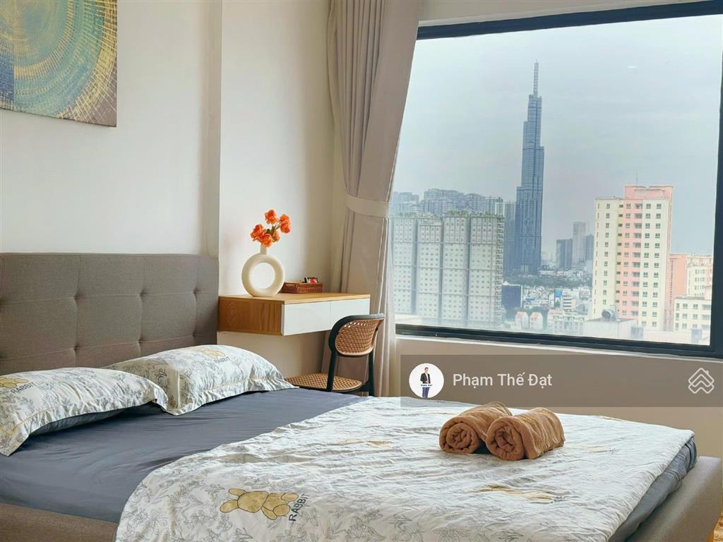Chủ về nước chốt bán căn góc 102m2 giá 9,2 tỷ view lm81 hàng hiếm  đạt hỗ trợ coi căn hộ thực tế.
