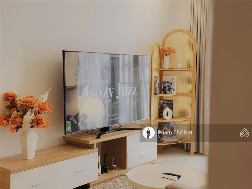 Chủ về nước chốt bán căn góc 102m2 giá 9,2 tỷ view lm81 hàng hiếm  đạt hỗ trợ coi căn hộ thực tế.