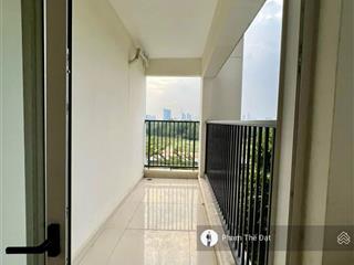 Bán căn góc 3pn hàng hiếm 111m2 + lô gia 16m giá 12,5 tỷ view sông và thủ thiêm một căn duy nhất .