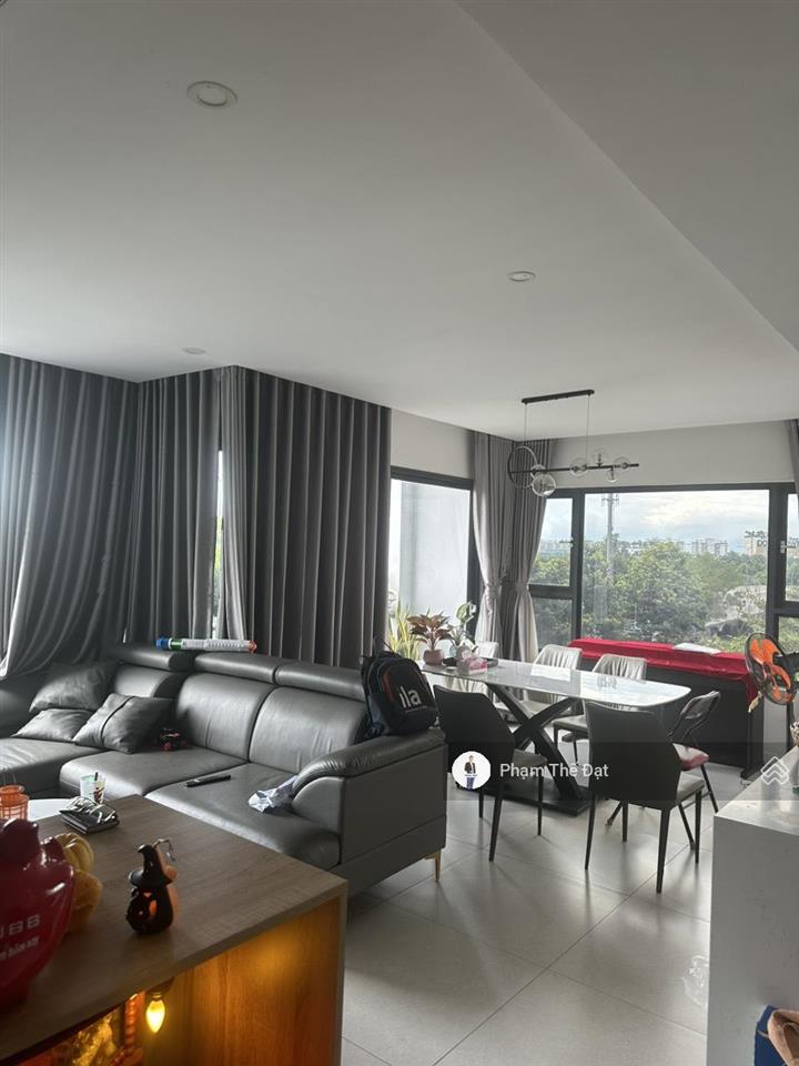 Bán căn góc 3pn hàng hiếm 111m2 + lô gia 16m giá 12,5 tỷ view sông và thủ thiêm một căn duy nhất .