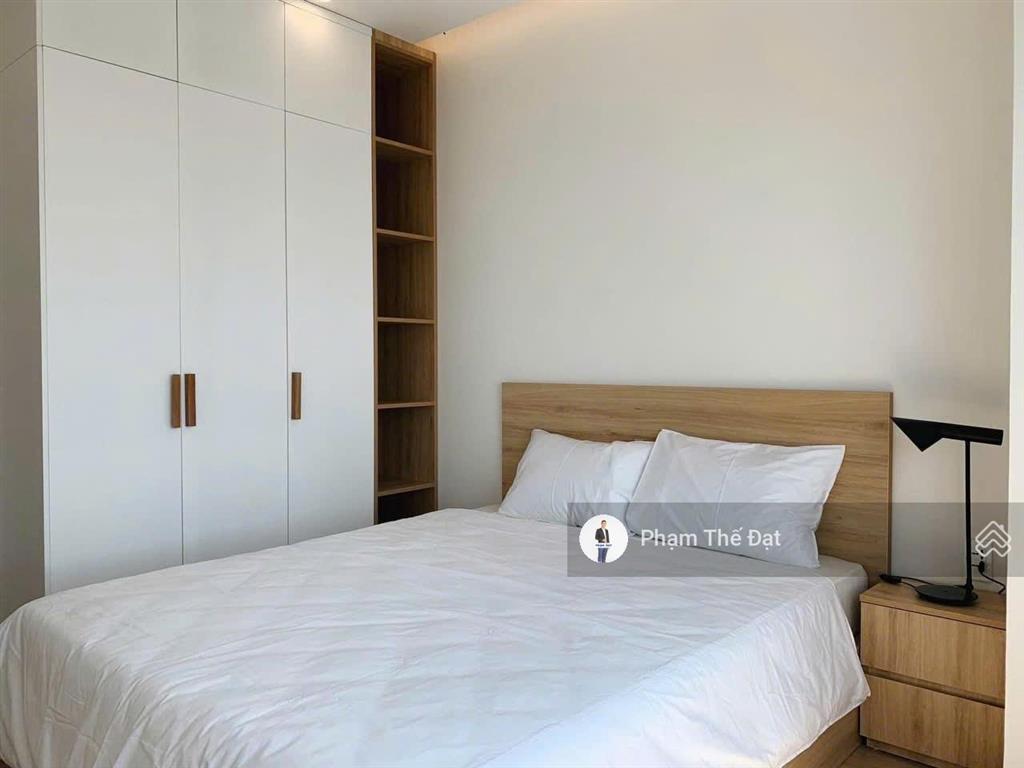 3pn mặt tầng cao hướng đông nam thoáng mát giá 8,3 tỷ all in. call em đạt chốt nhanh căn hộ 3pn này