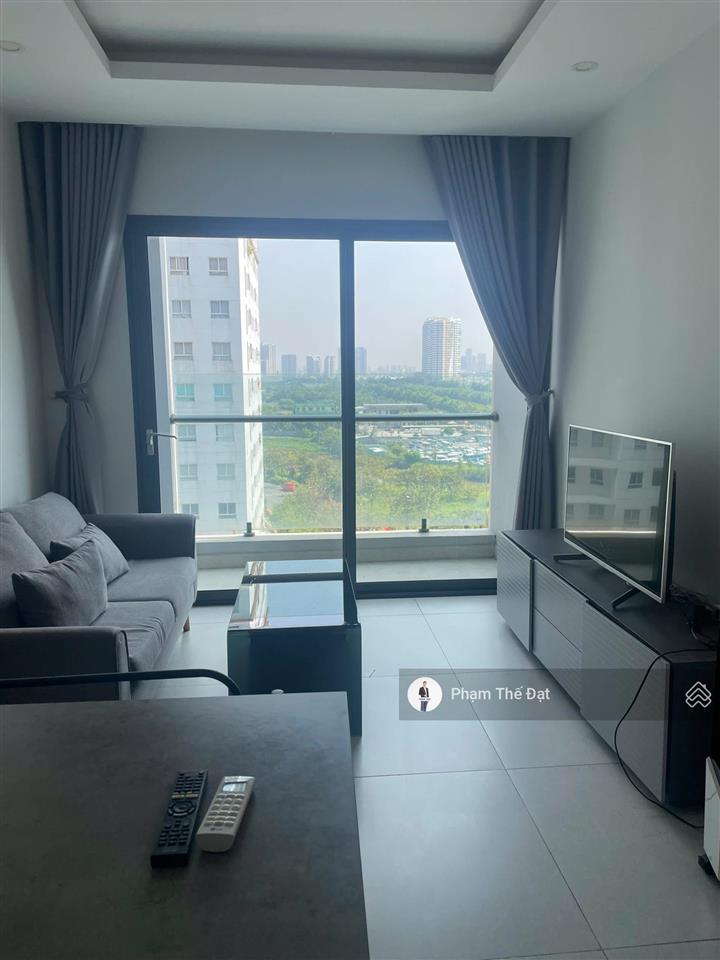 Siêu phẩm 1pn tầng cao view sông cực hiếm giá công khai 5,7 tỷ thương lượng.  em đạt coi thực tế.