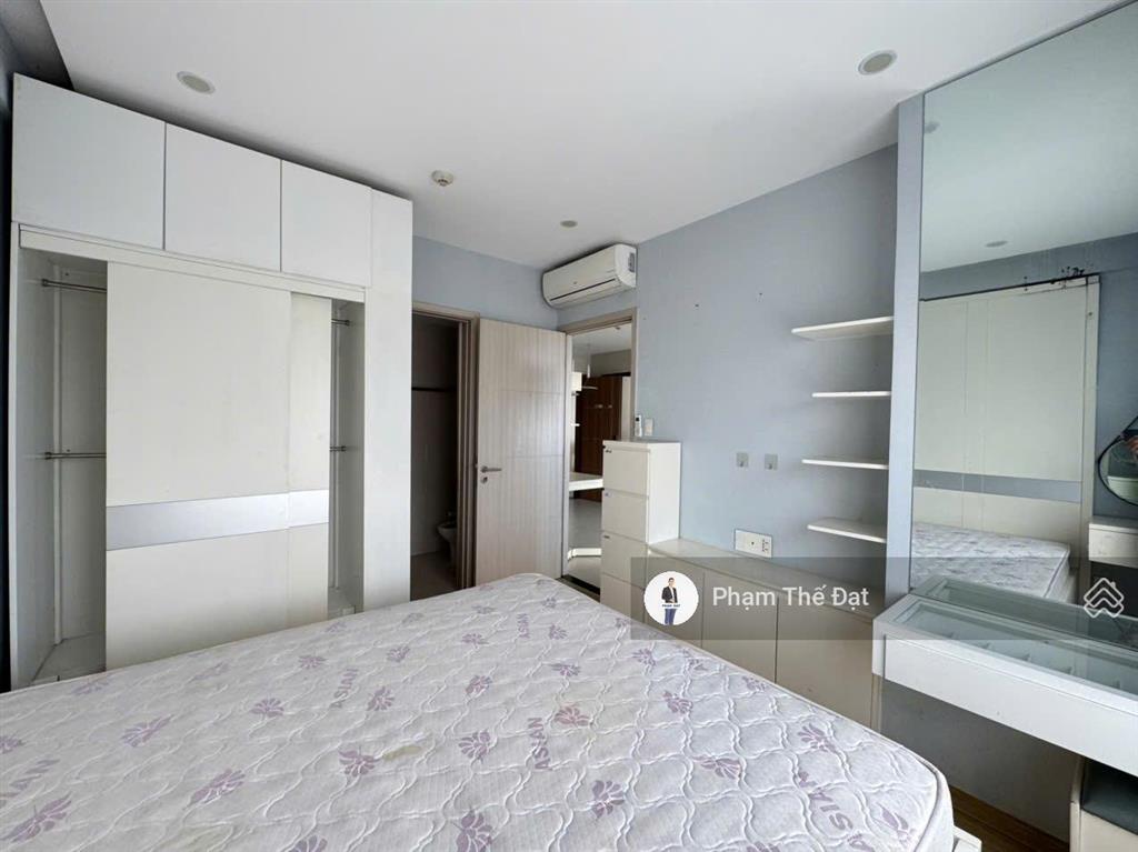 Cần bán căn góc 2pn 2wc tầng cao view sông, lm81 và thủ thiêm. chủ thiện chí, có hỗ trợ vay bank