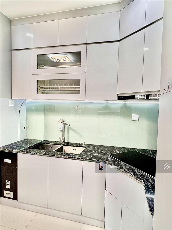 Bán căn 2pn 2wc dt lớn 67m2 khu origami giá 3,750 tỷ full nội thất đã có sổ hồng thu nhập thuê 9tr