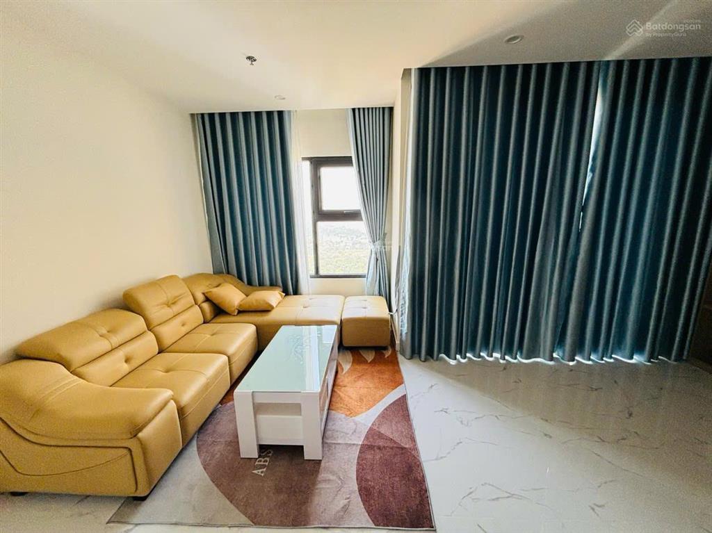 Bán căn góc 2pn+1 thiết kế được 3pn tặng full nội thất có sẵn hđ thuê 12 triệu view sông chỉ 4,3 tỷ