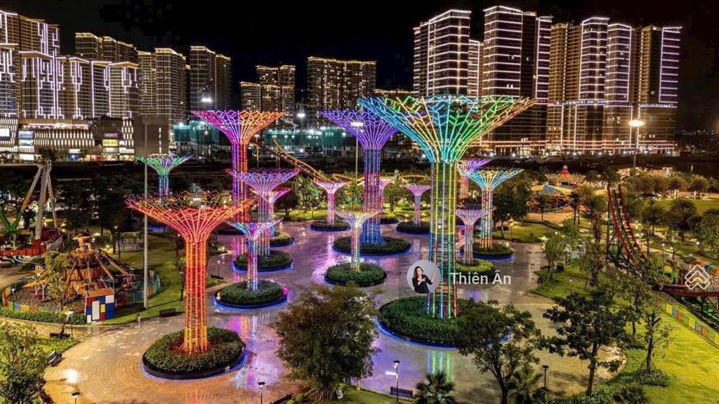 Cho thuê căn studio logia ngoài rộng rãi tại vinhomes grand park giá chỉ 5 triệu nội thất cơ bản