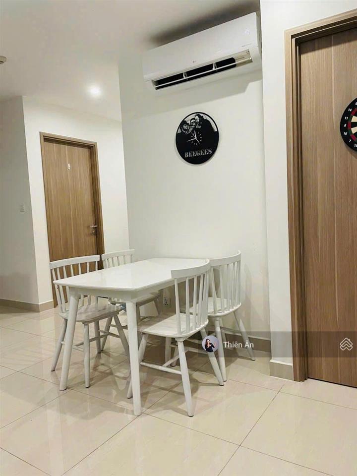Bán căn 3pn full nội thất cao cấp giá chỉ 3,680 tỷ đã có sổ hồng, có thể cho thuê 13 triệu / tháng