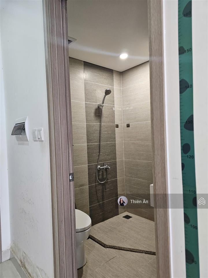Cắt lỗ 400tr căn studio giá gốc 2,1 tỷ bán còn 1,7 tỷ tặng full nội thất thiết kế như hình đã có sổ