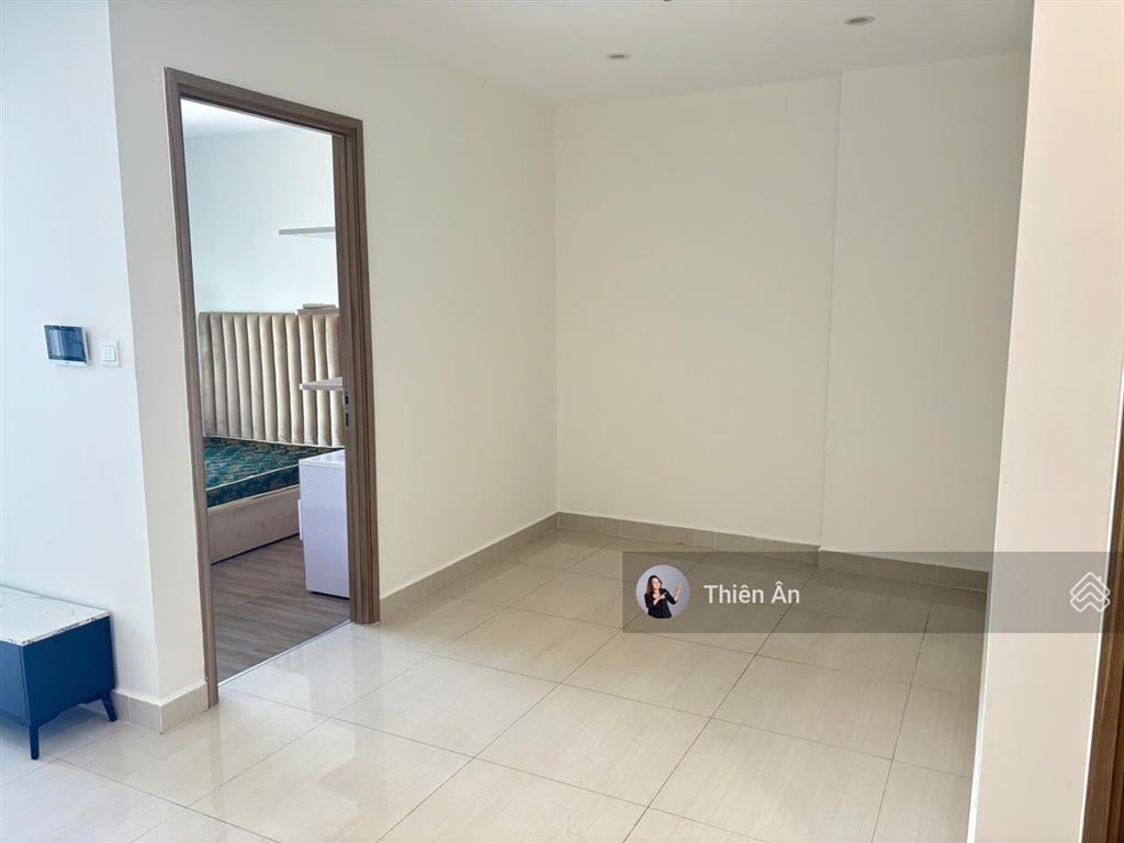 Bán căn 1pn+1 dt 47m2 đã có sổ hồng có thể thiết kế thành 2pn tặng full nội thất chỉ xách vali là ở
