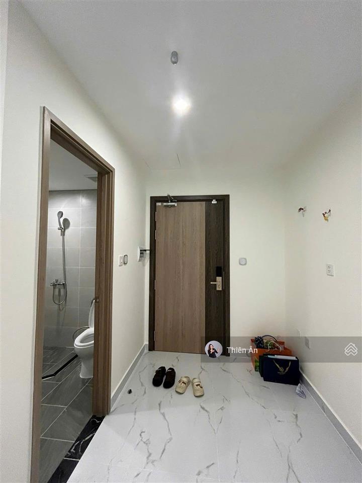 Giá đáy studio the beverly solari chỉ 1,570 tỷ all in diện tích 35 m2 layout đẹp nhanh tay thì còn
