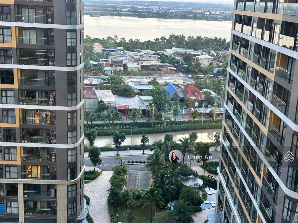 Bán gấp căn 1pn+1 khu be giá chỉ 3,2 tỷ view nội khu và view sông tặng full nội thất đã có sổ hồng
