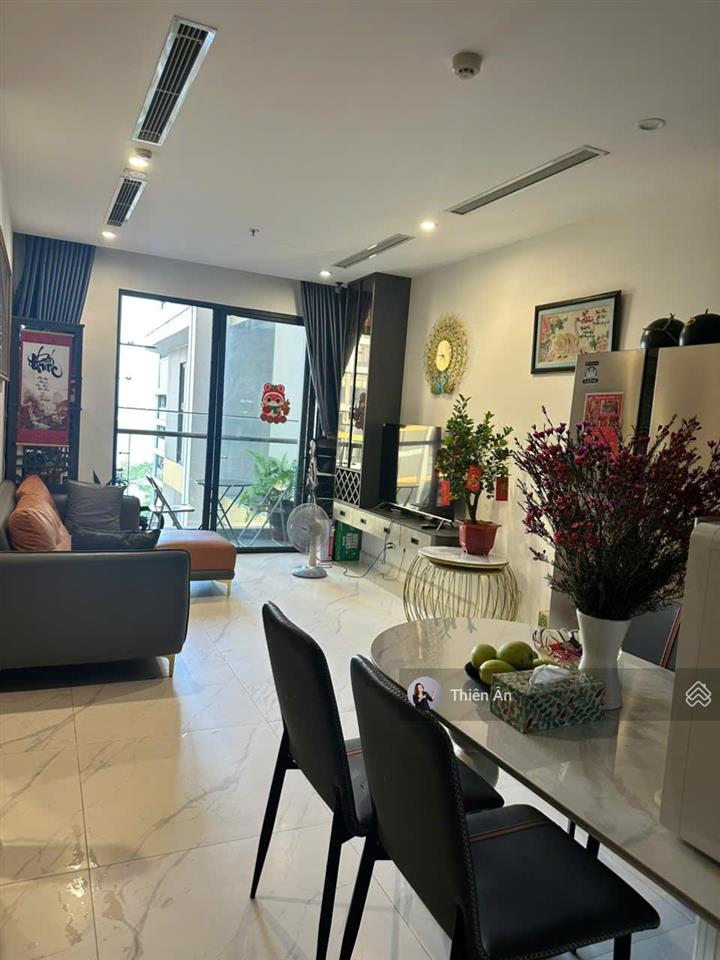 Bán gấp căn 1pn+1 khu be giá chỉ 3,2 tỷ view nội khu và view sông tặng full nội thất đã có sổ hồng
