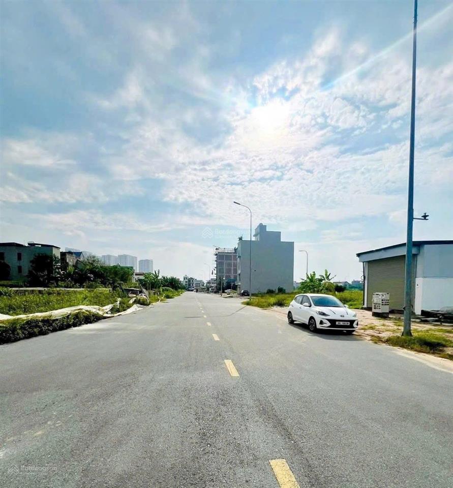 Bán gấp giá cực tốt chỉ 16xtr/m2 có 80m2 tái định cư lê xá ( ~ 1km đầy đủ tiện ích vin cổ loa)