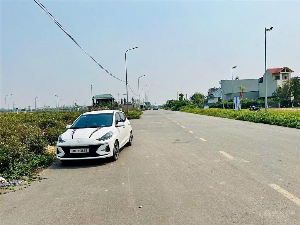 Bán gấp giá cực tốt chỉ 16xtr/m2 có 80m2 tái định cư lê xá ( ~ 1km đầy đủ tiện ích vin cổ loa)