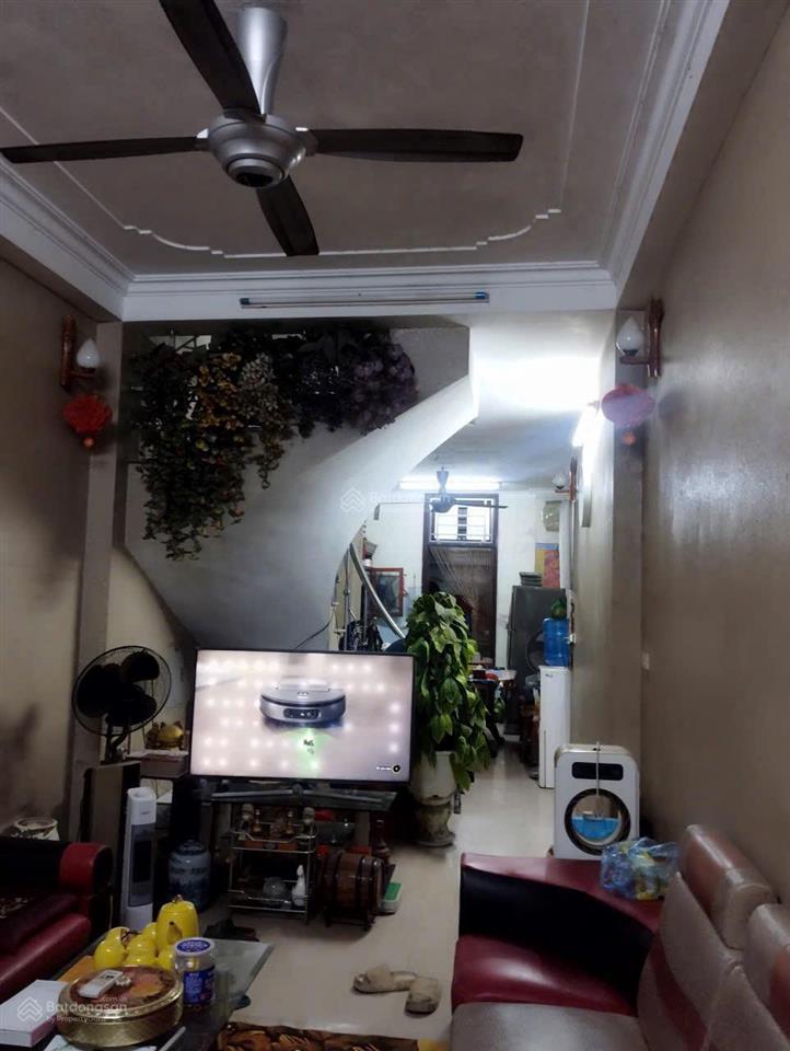 Gấp lắm rồi xuống hẳn 3 tỷ giá chỉ hơn 4 tỷ nhà 5 tầng full nội thất  sát vin  cầu tứ liên