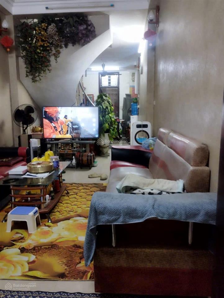 Gấp lắm rồi xuống hẳn 3 tỷ giá chỉ hơn 4 tỷ nhà 5 tầng full nội thất  sát vin  cầu tứ liên