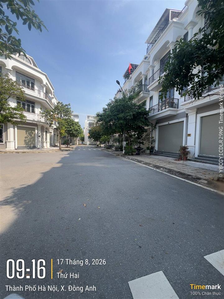 Hơn 10 tỷ xíu  có căn 319  view quảng trường  uy nỗ  đông anh  nhà thô 3 tầng 1 tum