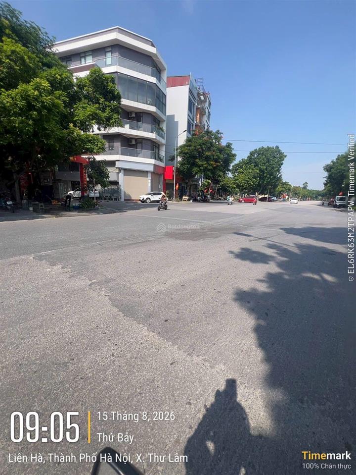 Cho thuê nhà nguyên căn 5 tầng  có thang máy  kinh doanh đỉnh  tại thư lâm  đường 25m