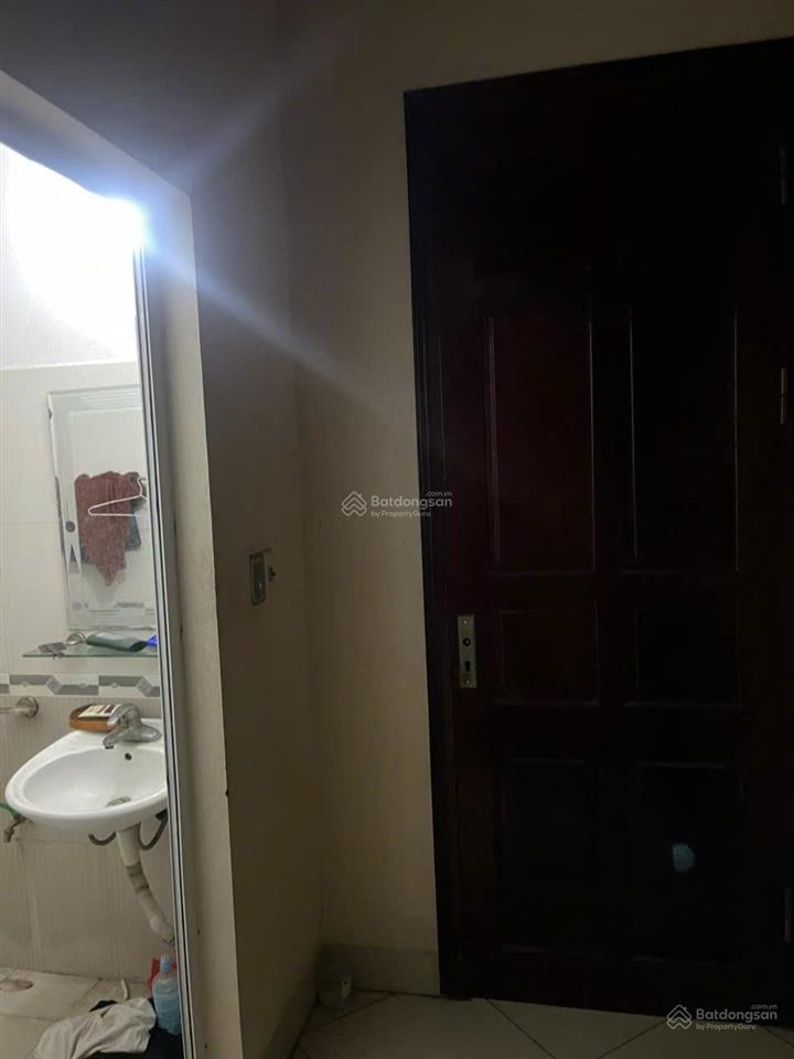 Cho thuê nhà kinh doanh mặt đường vân hà 70m2  nhà 3 tầng  full nội thất giá rẻ như nhà trong ngõ