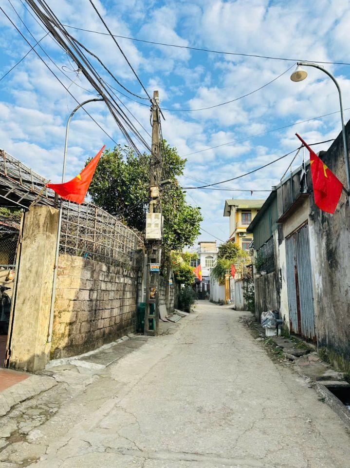 375M ĐẤT SỔ HỒNG, NGAY GẦN QUỐC LỘ 6 GIÁ RẺ NHẤT THỊ TRƯỜNG XUÂN MAI HÀ NỘI
