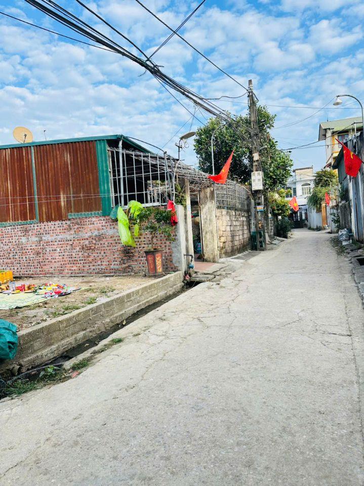375M ĐẤT SỔ HỒNG, NGAY GẦN QUỐC LỘ 6 GIÁ RẺ NHẤT THỊ TRƯỜNG XUÂN MAI HÀ NỘI