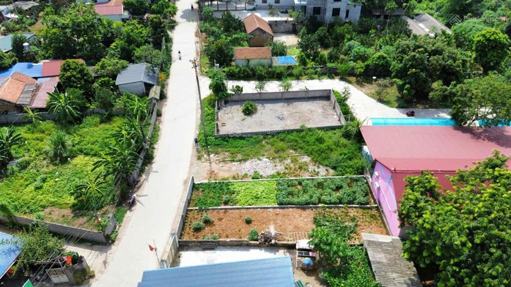Trục liên xã 108m kinh doanh 2.x tỷ đồi miễu xuân mai hà nội