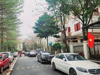 Cho thuê BT Làng Việt Kiều Châu Âu, giá thỏa thuận, 250m2, view đẹp, uy tín