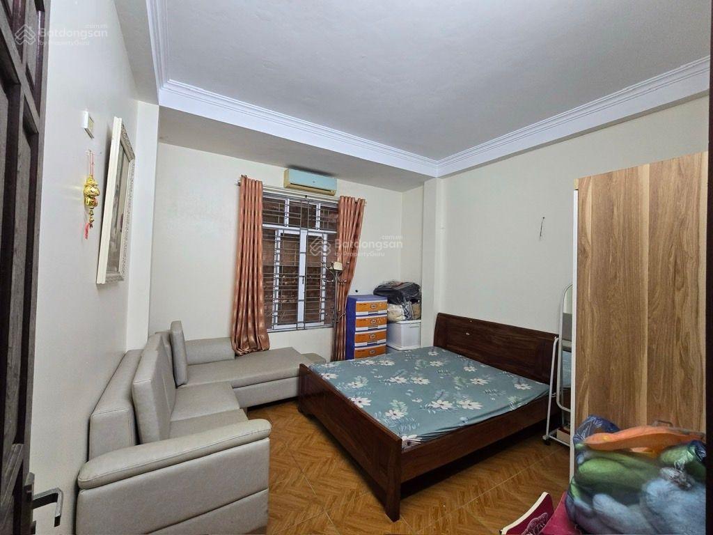 Cần b.á.n nhà gấp tại mỹ đình 32m2, giá chỉ 8.2 t.ỷ.