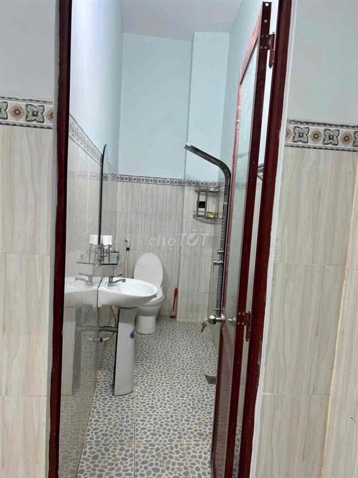 Nhà mái thái chủ kẹt cần bán giá siêu rẻ chỉ 1ty9