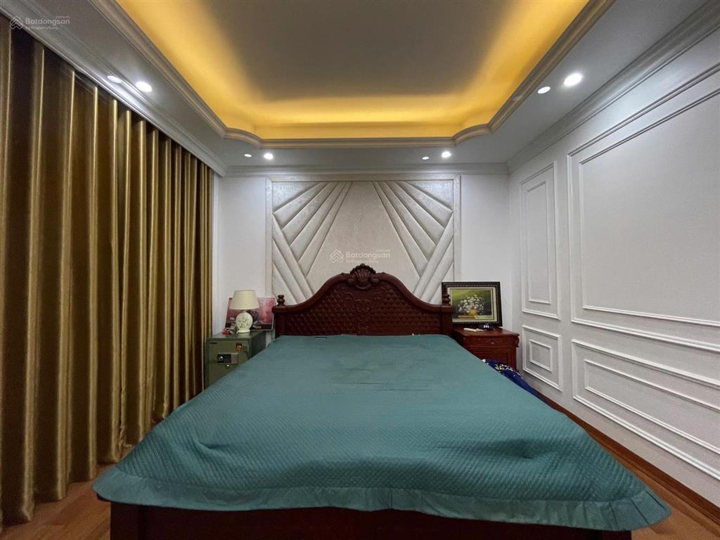 Bán căn venice vị trí đường thông  full nội thất gỗ cao cấp  gần tiện ích (bể bơi, sân thể thao)