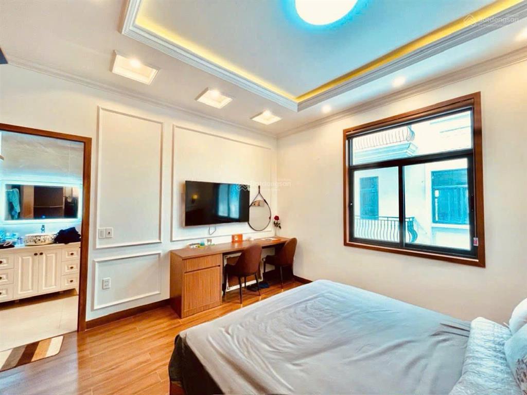 Cho thuê căn liền kề vinhomes cầu rào 2, hoàn thiện siêu đẹp  giá thuê 35triệu/tháng