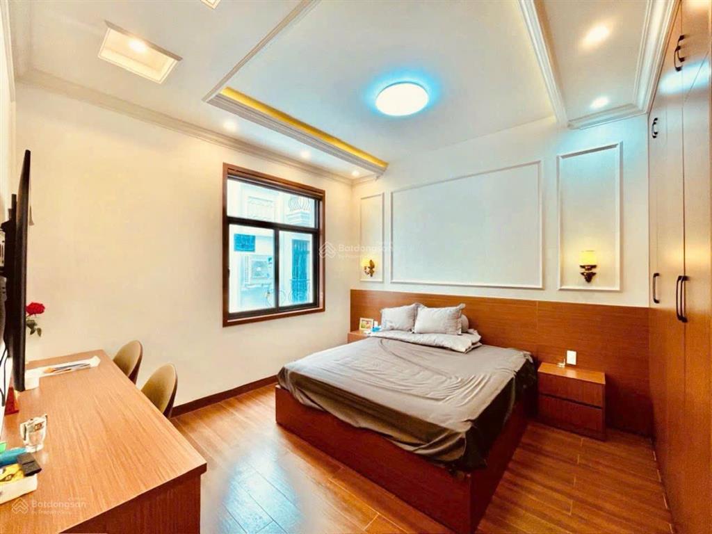 Cho thuê căn liền kề vinhomes cầu rào 2, hoàn thiện siêu đẹp  giá thuê 35triệu/tháng