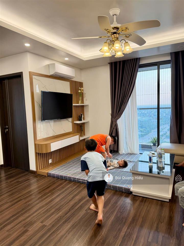 Một căn hộ khá đẹp tại hoàng huy grand tower đang tìm khách thuê mới. 0347 391 ***